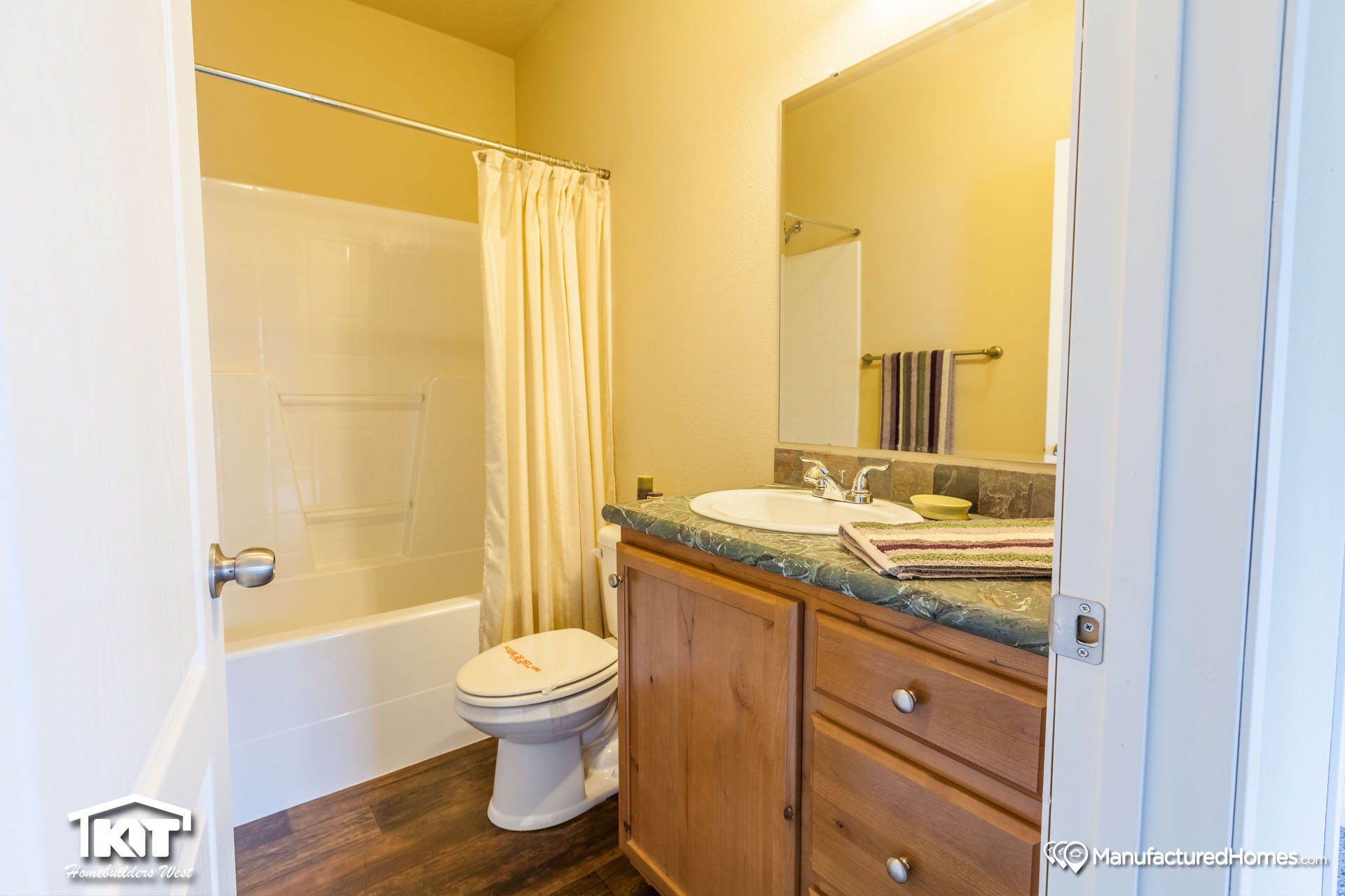 Pinehurst 2507 Bathroom 4